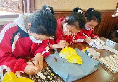 县实验小学：特色社团为学校增添新活力