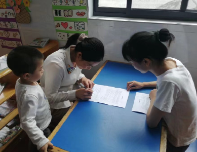 野人谷镇中心幼儿园：开展“珍惜生命预防溺水”主题教育活动