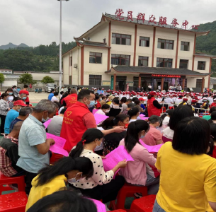 宣传惠农政策  助力乡村振兴