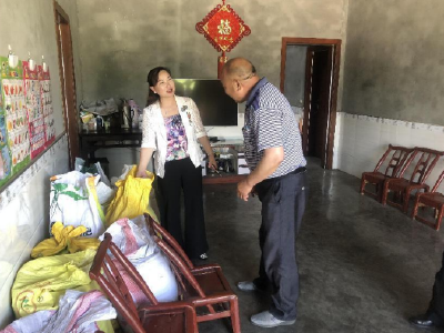 邹莉到姚坪乡开展下基层察民情解民忧暖民心活动