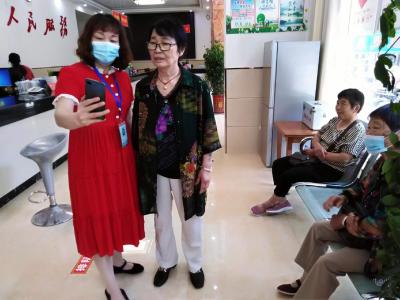 城关镇人社中心：积极开展机关事业单位离退休人员生存认证工作
