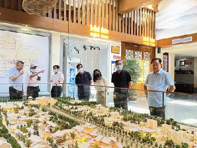 国艺中联科技集团来房县开展投资考察