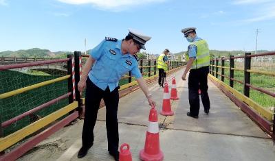 消除便民桥安全隐患