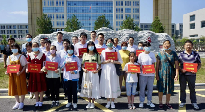 县保密局：爱心助学推动“下察解暖”实践活动走深走实