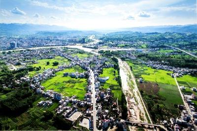 城关镇“六结合”推动下基层实践活动走深走实