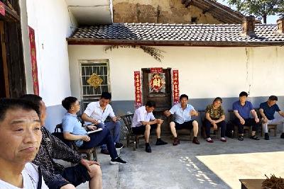 尹吉甫纪委：变群众“上访”为干部“下访”