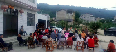 土城镇人社中心：惠民政策进万家