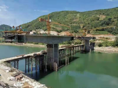 追忆红色历史  传承革命精神——房县政协文史办公室开展迎“七一”活动