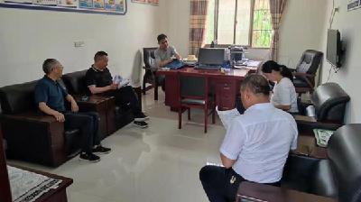 房县商务中心：精心写好下基层察民情解民忧暖民心实践活动“答卷”