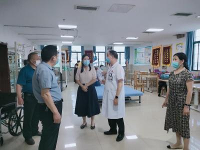 省残联来房调研指导未成年人思想道德建设工作