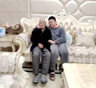 “归来吧！归来哟！”  远方的游子啊！归来了你就不再孤单！——记房县籍台胞刘安禄的暮年人生