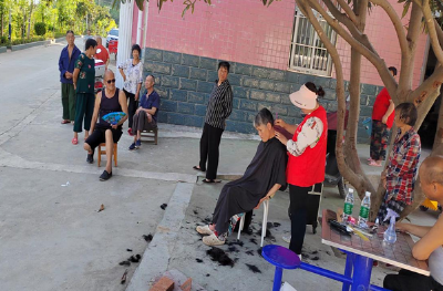 回龙乡：党建引领巾帼红 志愿服务暖人心