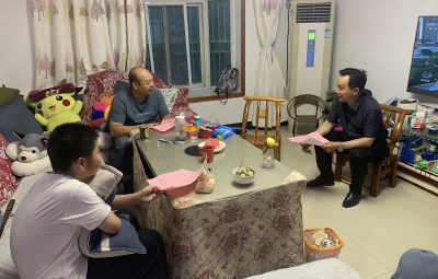 县审计局：夜间“敲门行动” 助力文明创建