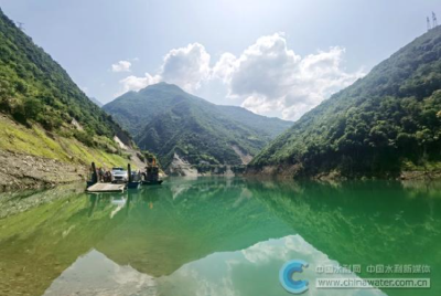 房县：云“游”碧水