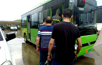 记者回访：循环经济产业园员工出行难问题已得到有效解决