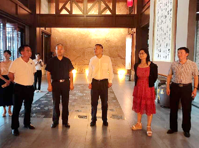 市纪委监委派驻市委统战部纪检监察组一行来房调研清廉民企工作