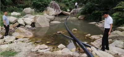 干群同心齐抗旱  全力以赴解民忧