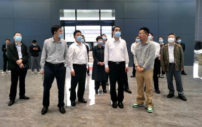 刘海军来房县调研工业企业