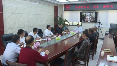 谢晓鸣带案下访化解信访问题解民忧