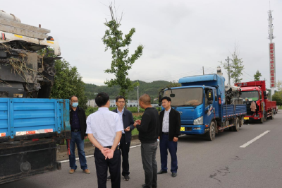 房县农机服务中心：预备“战”秋收  服务在一线