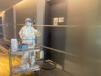 【疫情防控先锋谱】疫情不退我不退，房县90后女护士勇担疫情防控“急先锋”