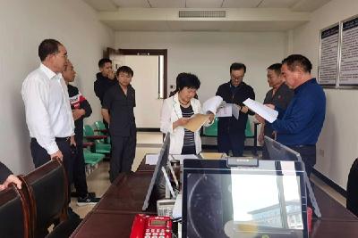 市总工会来房县调研工会工作  