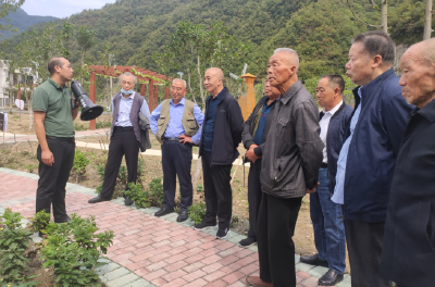 上龛乡开展2022年重阳节老干部慰问座谈活动