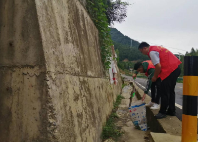万峪河乡:开展清洁家园活动，共绘美丽乡村画卷