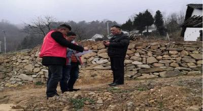 【驻村风采】脚下沾有泥土 心中沉淀真情