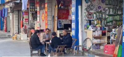 曝光！城区公共场所仍出现居民不佩戴口罩等现象