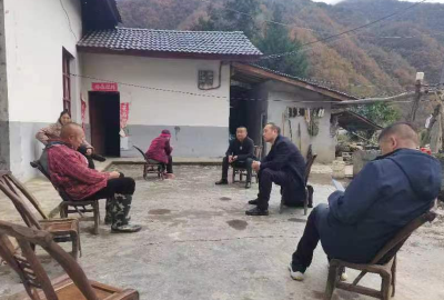 上龛乡：“四个到户”服务群众“零距离”
