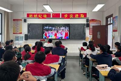 房县第二届初中语文 英语素养大赛开赛