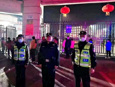 军店镇：夜间巡逻“不打烊” 守护平安添“警”色