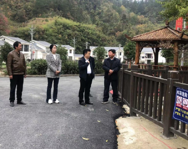 陶克坤到五台乡调研清廉建设工作