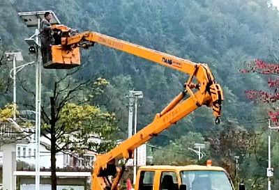 房县退役军人事务局：为村民办实事暖民心