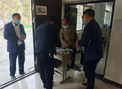 青峰镇纪委：监督执纪在一线 勇当抗疫排头兵