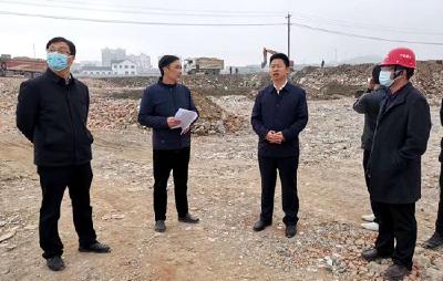 纪道清调研疫情防控集中隔离点和重点项目建设工作
