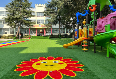 营造温馨环境美化幼儿乐园---万峪中心幼儿园环境改造完成