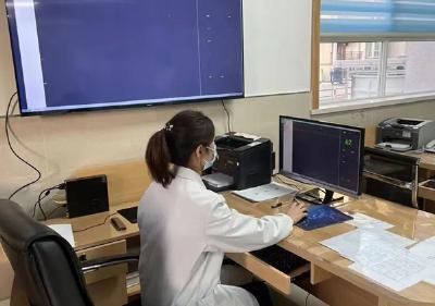 小贴片变身“护身符”——房县人民医院：穿戴式动态心电图启用  9名心梗患者获新生