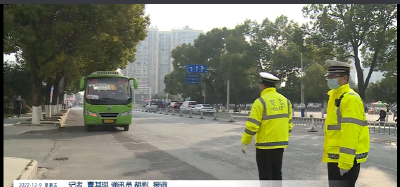 县交警大队：以“创文”为抓手 向交通陋习“亮剑”