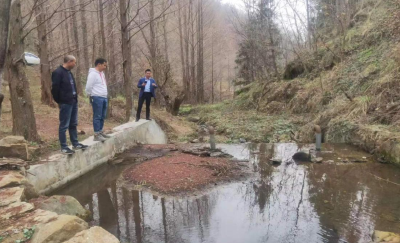 土城镇：小微水体整治 让群众用安全水放心水