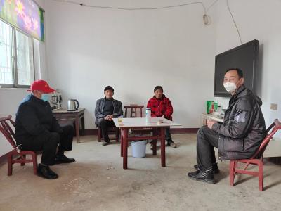 房县人社局驻村工作队：扎实开展节后走访慰问活动