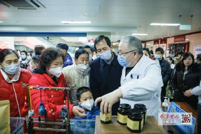 十堰人医喜气洋洋闹元宵 全民健身“呼吸达人”竞赛同步启动