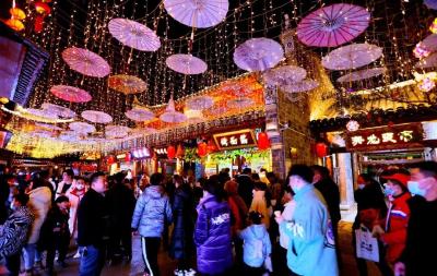 国家级荣誉！房县西关印象旅游休闲街区成为旅游人“新宠”