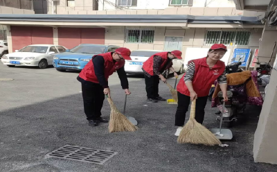 “清洁房县”活动 为创文增添色彩——房县农商银行扎实开展“清洁房县”活动