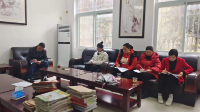 房县教研中心到野人谷镇中心学校开展教育教学视导工作