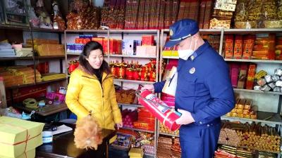 房县消防救援大队：清明节文明祭祀，“检查＋宣传”护航消防安全