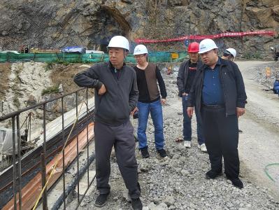 房县水利和湖泊局对在建项目开展安全生产和安全度汛检查