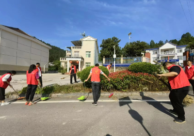 窑淮镇：清洁家园再发力，开启乡村“美颜键”