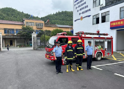 土城镇：积极开展消防安全演练